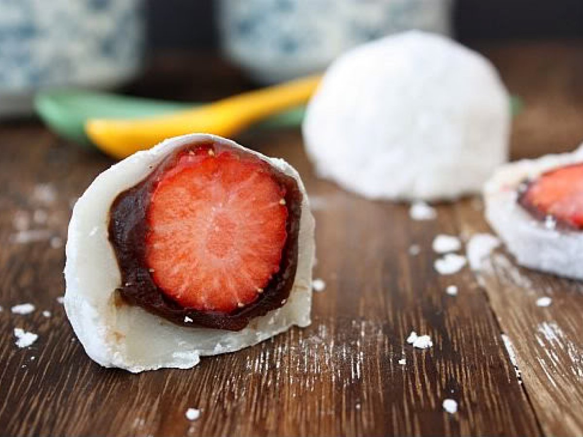 Ichigo Daifuku (Strawberry Mochi)