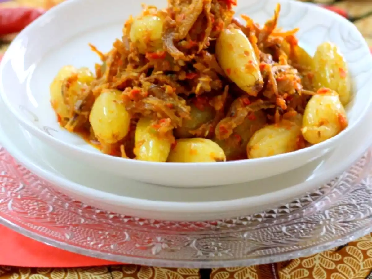 Ikan Bilis (anchovies) Sambal With Belimbing
