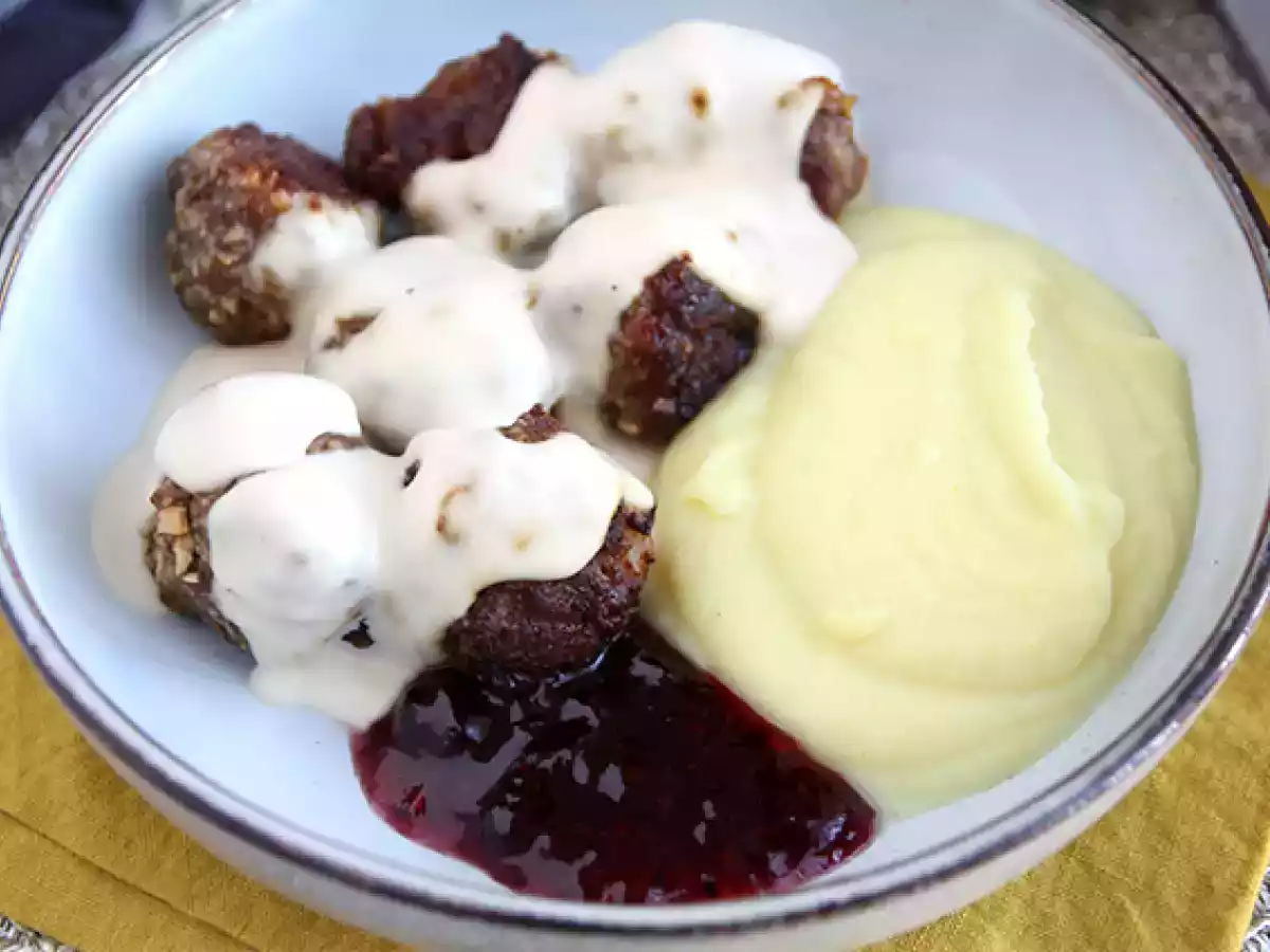 Ikea meatballs with white sauce - photo 5