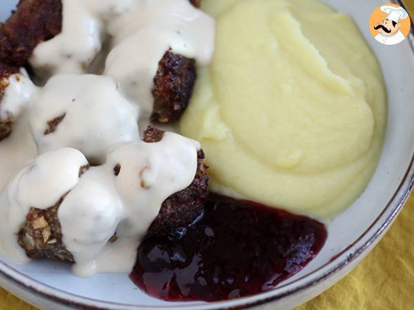 Ikea meatballs with white sauce - photo 2