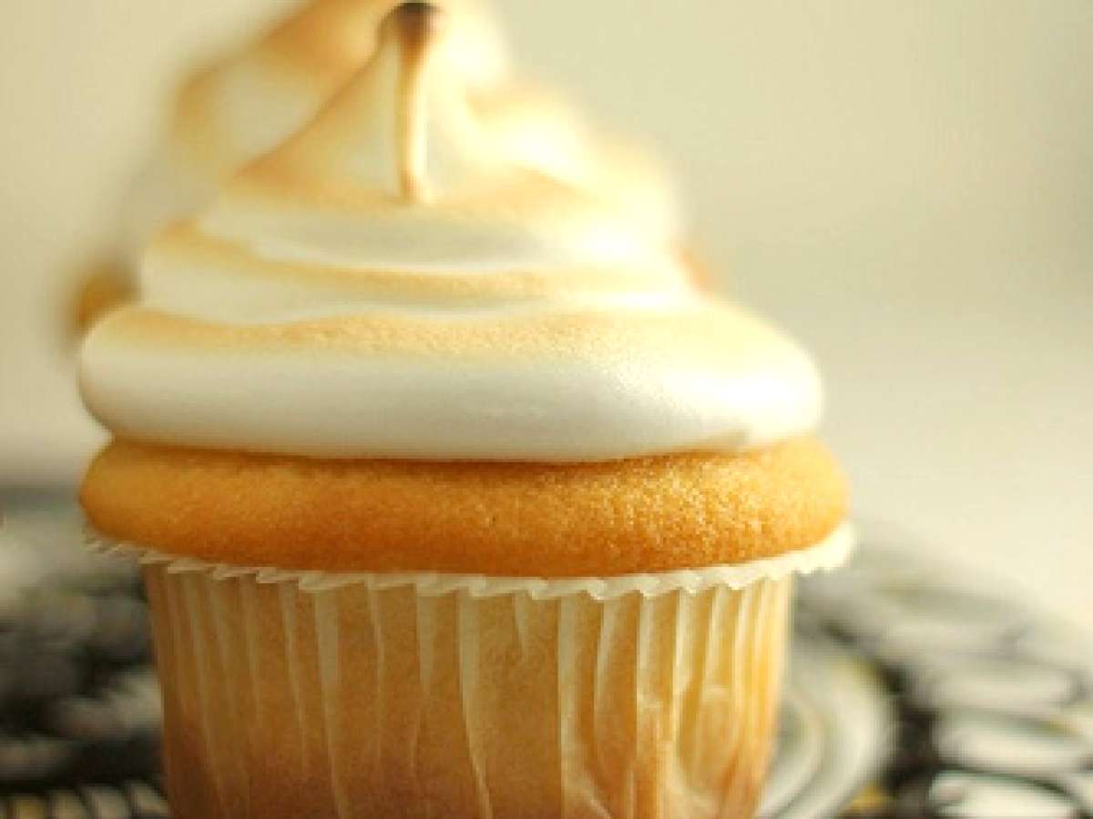 Isabella's lemon meringue cupcake, Recipe Petitchef Isabella's lemon meringue cupcake, Recipe Petitchef