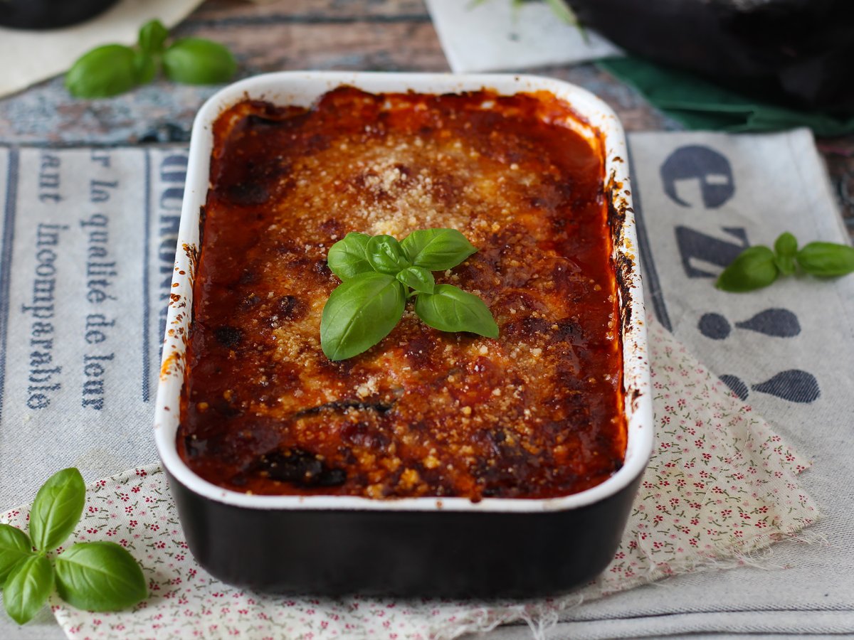 Italian eggplant gratin Parmigiana - photo 2