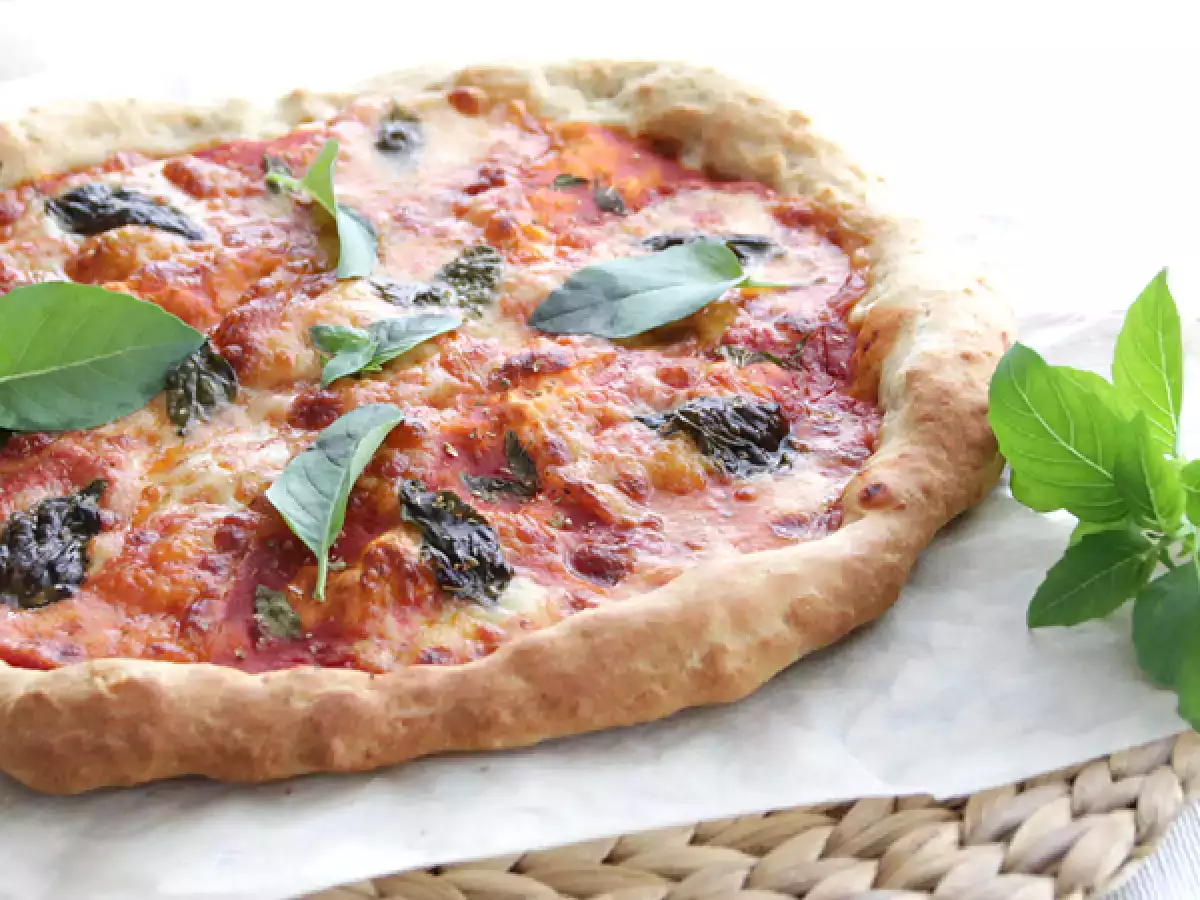 Italian Margherita pizza - photo 2