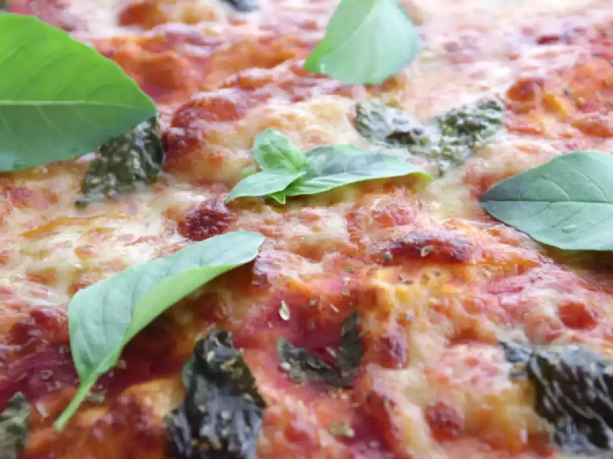 Italian Margherita pizza - photo 3