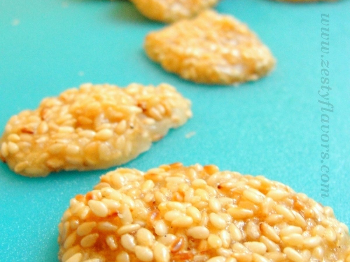 Jaggery Peanut Brittle & Sesame Sugar Candy - photo 2