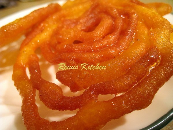 Jalebi /Zalabia or Indian Muffle Cake