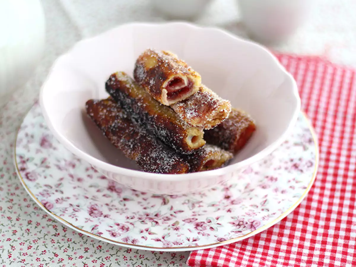 Jam-Filled Sandwich Bread Wraps