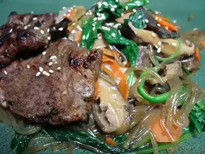 Japchae recipe (korean glass noodles)