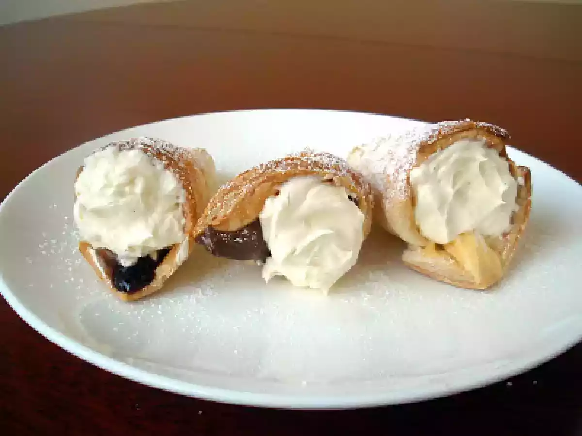 Julie Goodwin's Cream Horn with Mock Cream