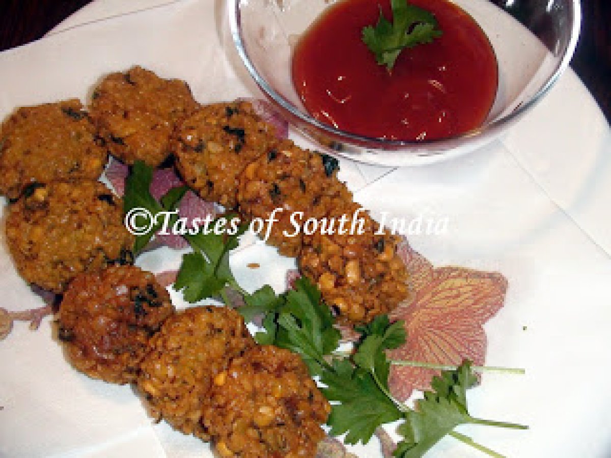 Kadala Parippu Vada/Chickpeas Lentil Vada