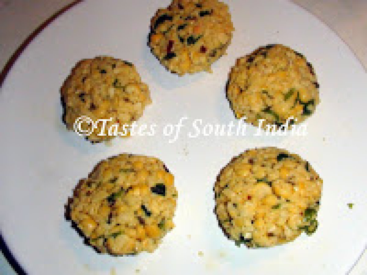 Kadala Parippu Vada/Chickpeas Lentil Vada - photo 2