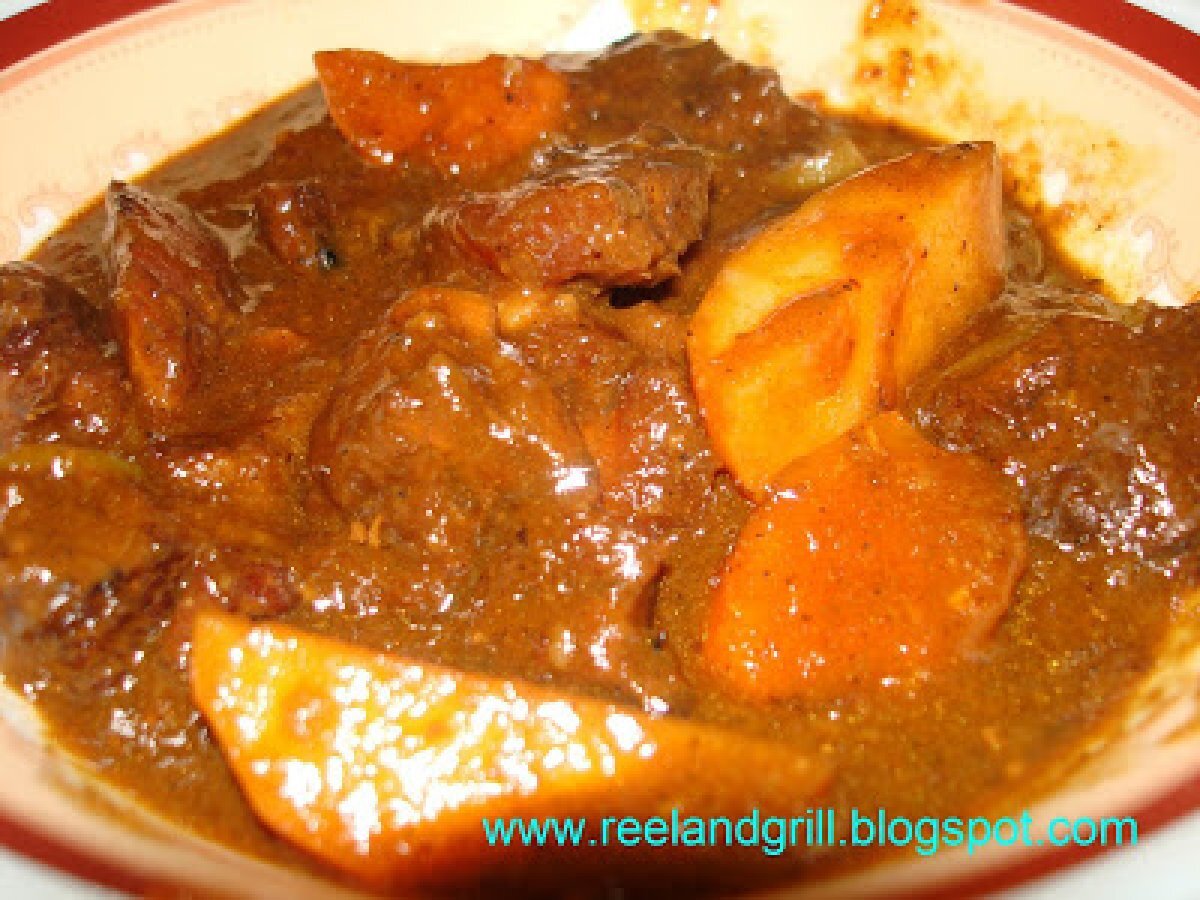 Kalderetang Baka (Beef Caldereta or Filipino Beef Stew) - photo 2