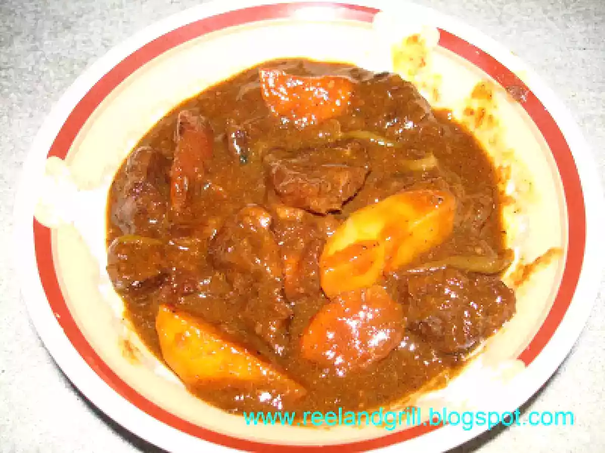 Kalderetang Baka (Beef Caldereta or Filipino Beef Stew) - photo 3