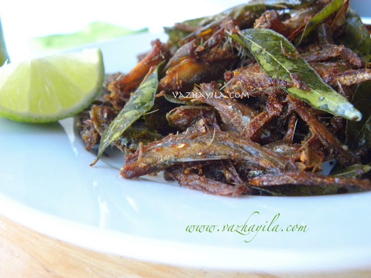 Kallushap Style Podimeen fry ( Kozhuva fry) / Fried Anchovies - photo 2