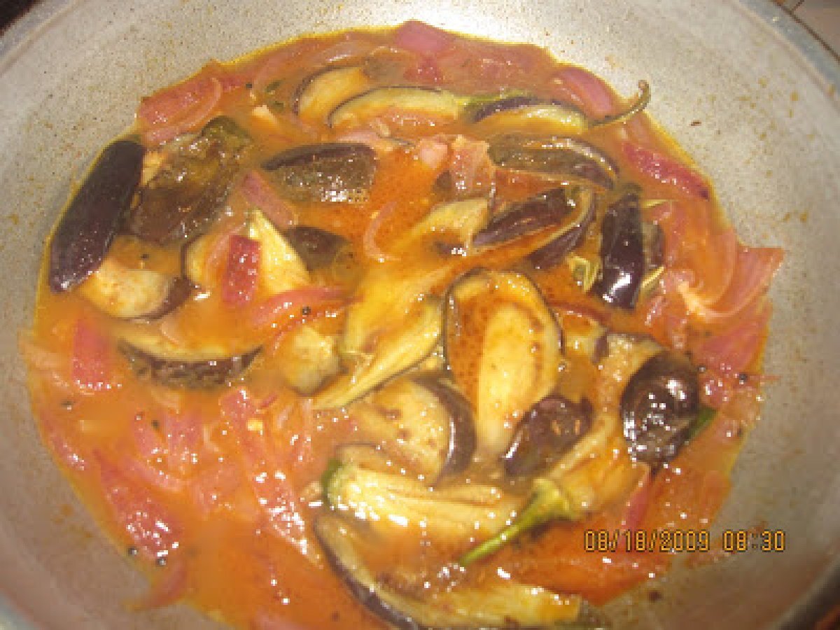 Kathirikai Puli Kulambu (Brinjal Curry) - photo 4