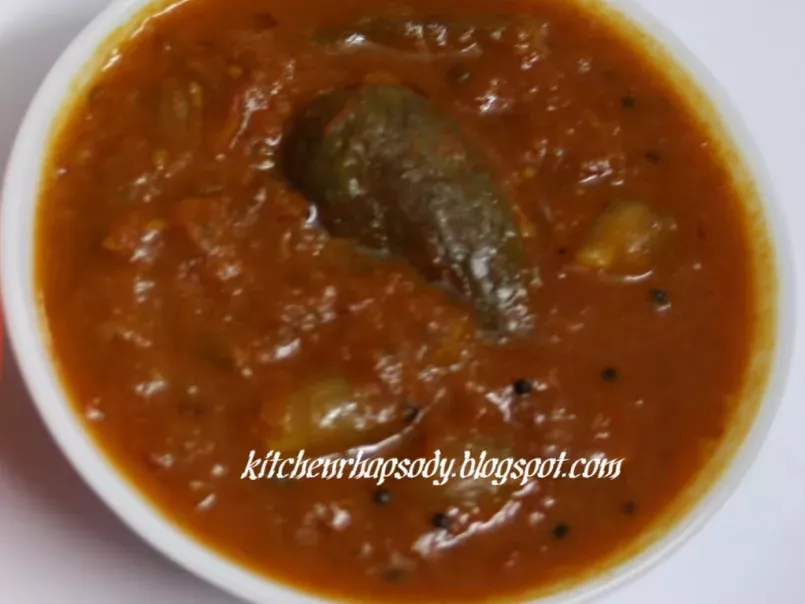 Kathirikkai kara kuzhambu (Brinjal spicy curry)