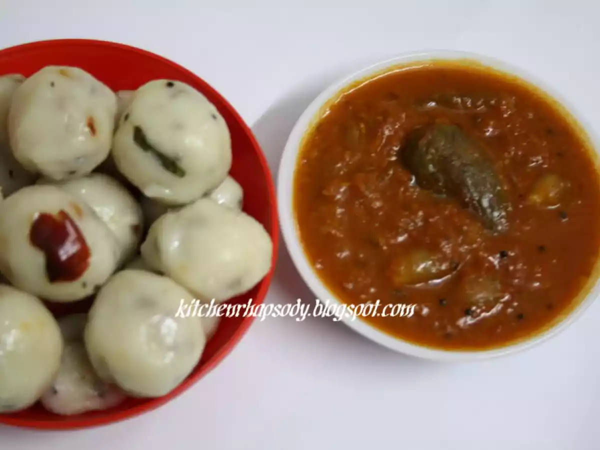 Kathirikkai kara kuzhambu (Brinjal spicy curry) - photo 2