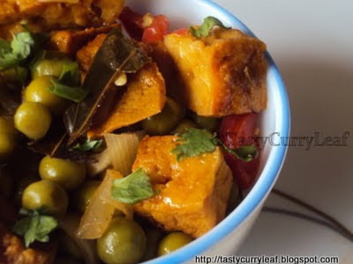 Kerau Ra Tofu Tarkari - Nepali Tofu & Peas Curry