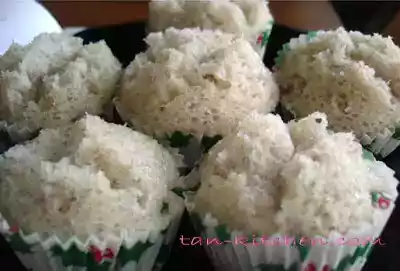 Khanom tuay fu recipe: thai rice flour muffins