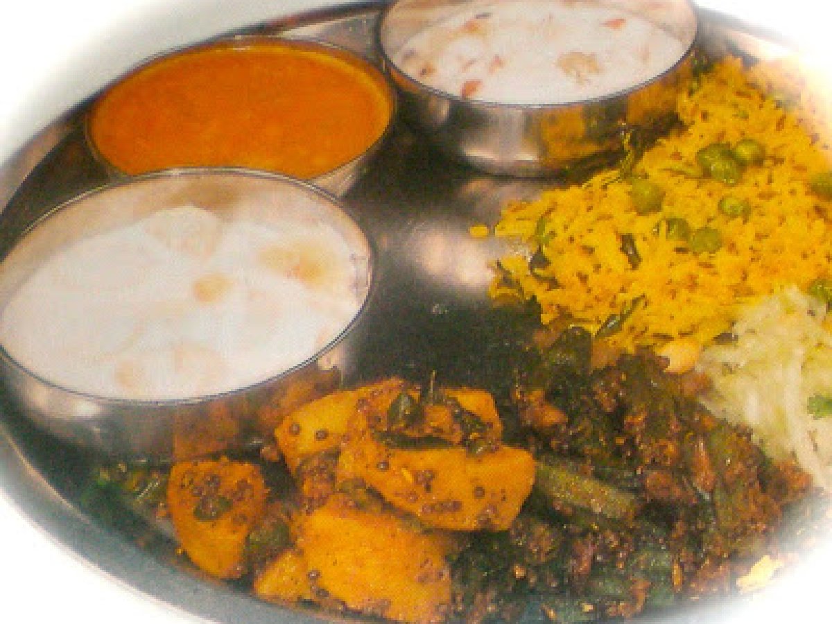 Kholamba / Kolumbo Masala ( Saraswat / Konkani Cuisine )