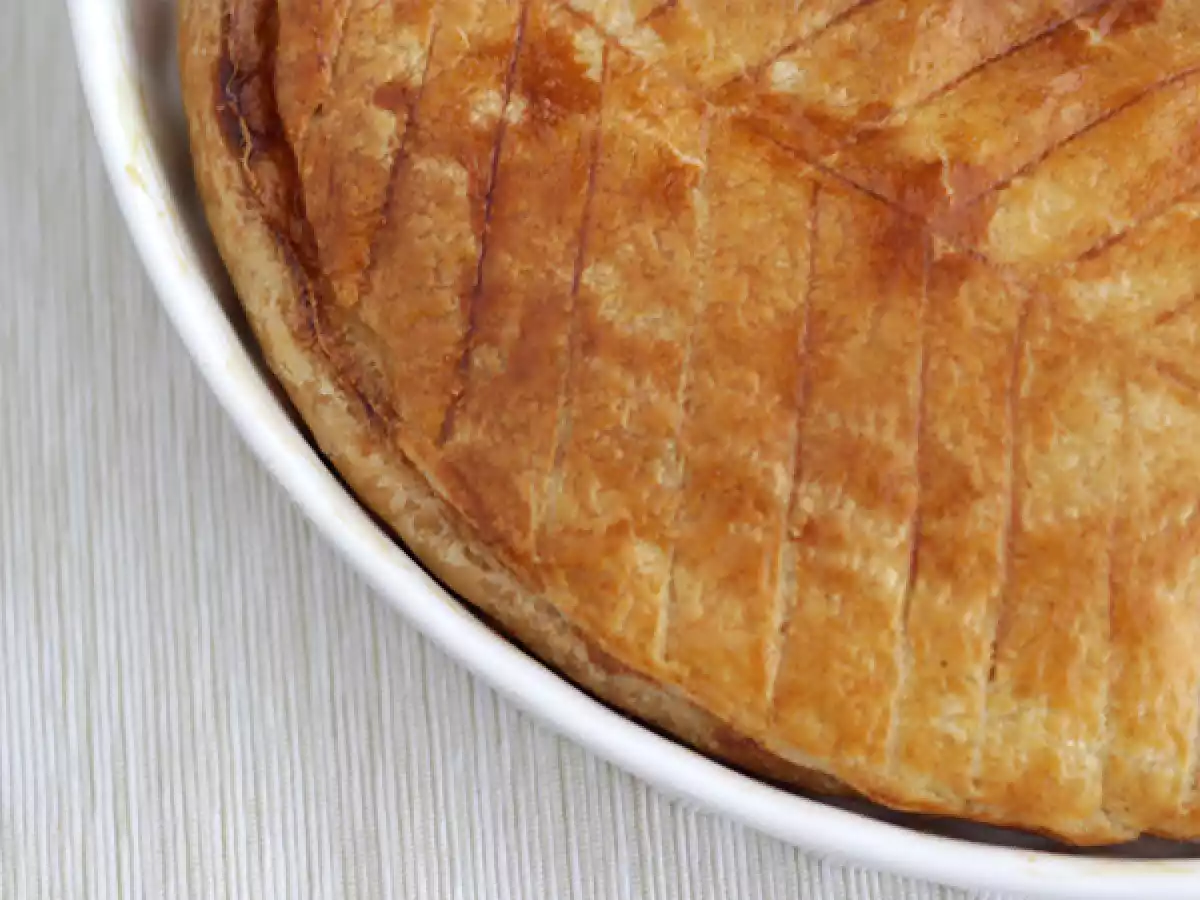 King cake with almonds - video recipe ! - photo 2