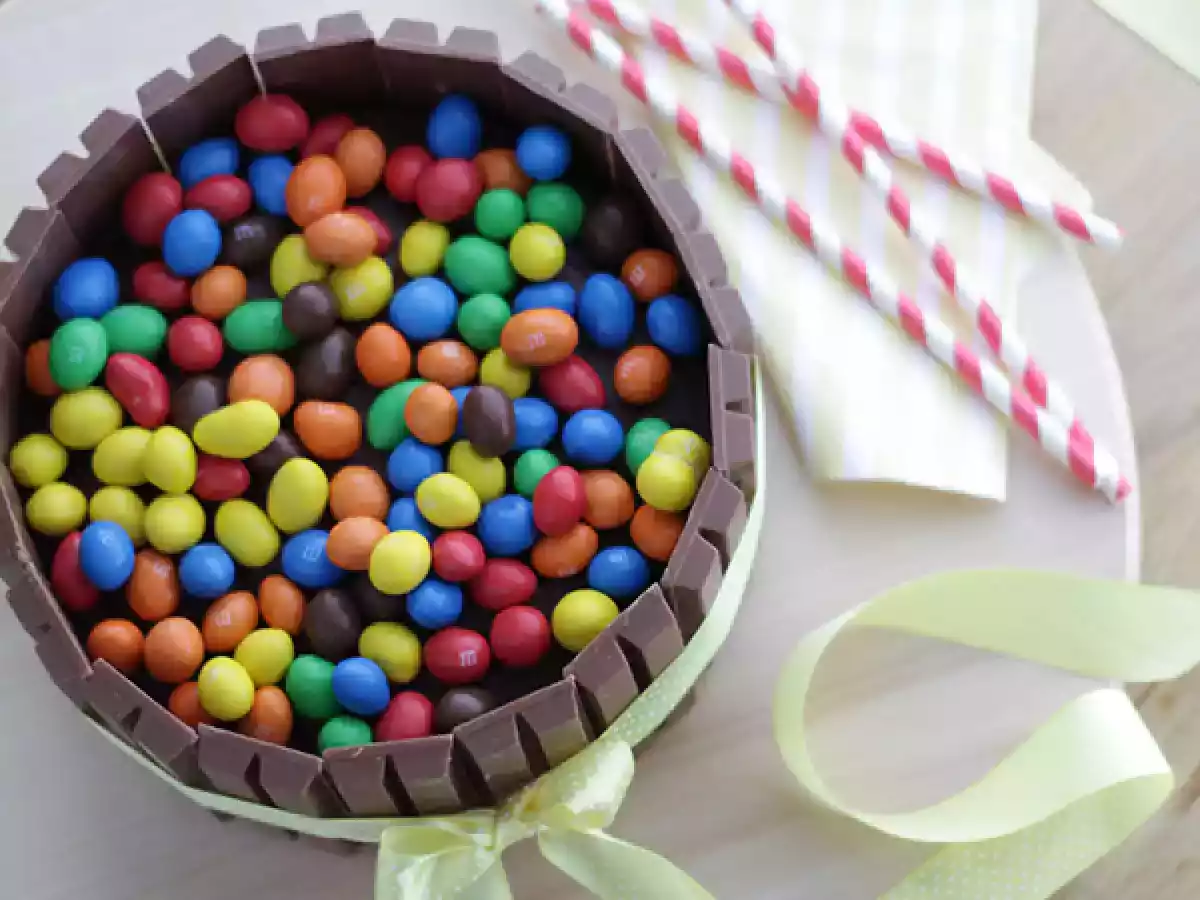 Kitkat cake- video recipe ! - photo 2