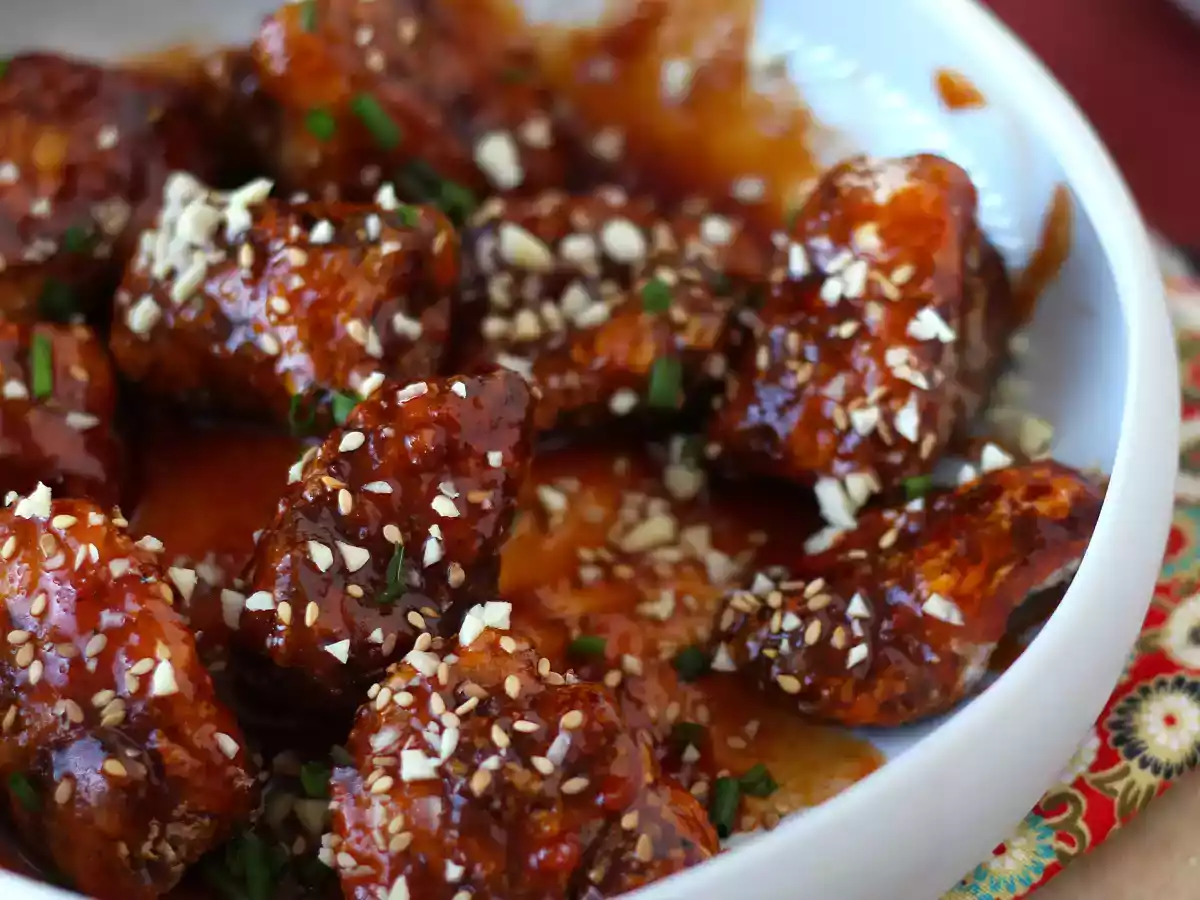 Korean fried chicken with spicy gochujang sauce - dakgangjeong - photo 4