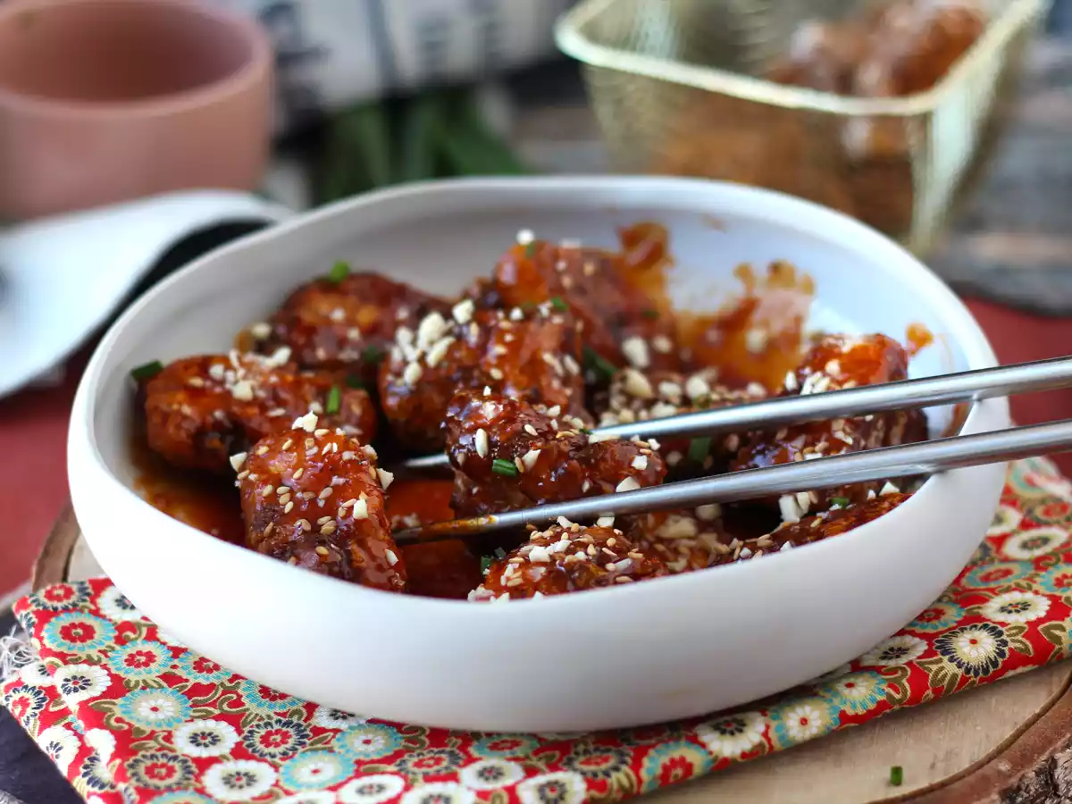 Korean fried chicken with spicy gochujang sauce - dakgangjeong - photo 5