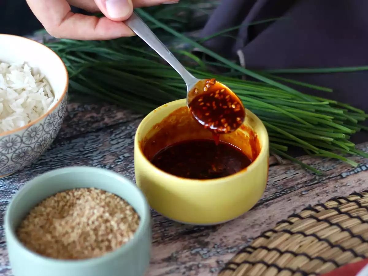 Korean spicy gochujang sauce for bibimbap - photo 3