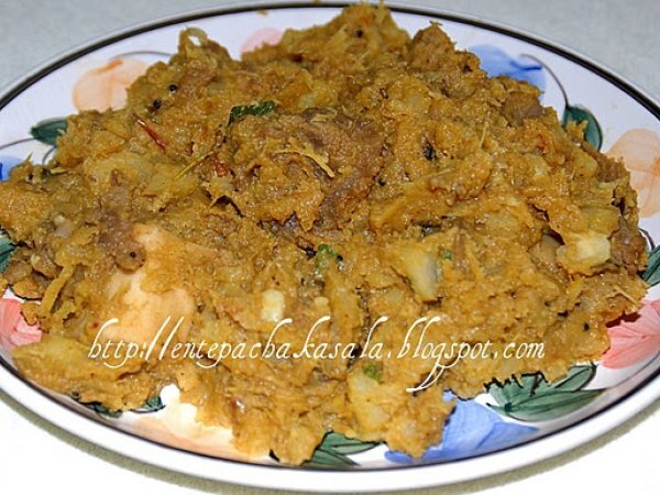 Kottayam style Kapp Biriyani/Ellum Kappayum (Tapioca Biryani)