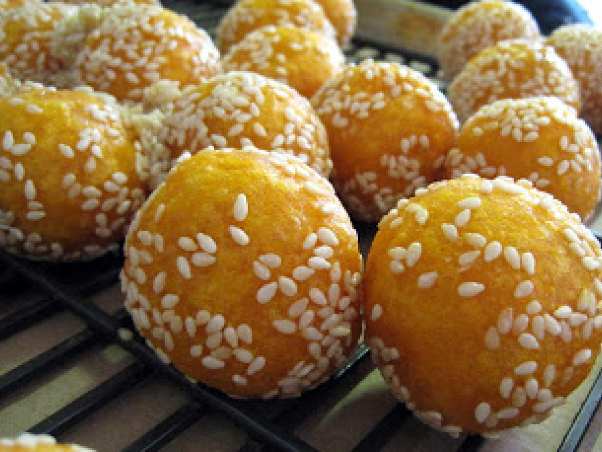 KUIH BOM KELEDEK/Sweet Potato Bombs - photo 2