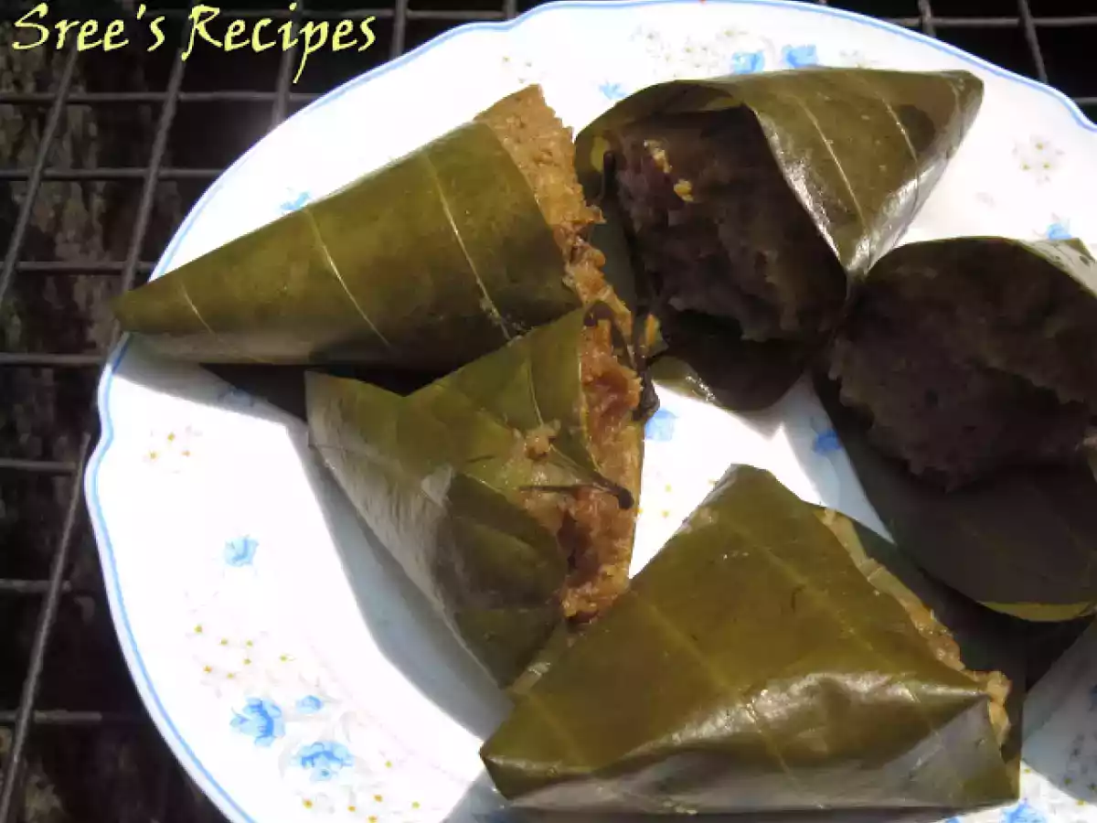 Kumbilappam/Vazhanayila Appam/Chakka Appam/Steamed Jackfruit Dumplings