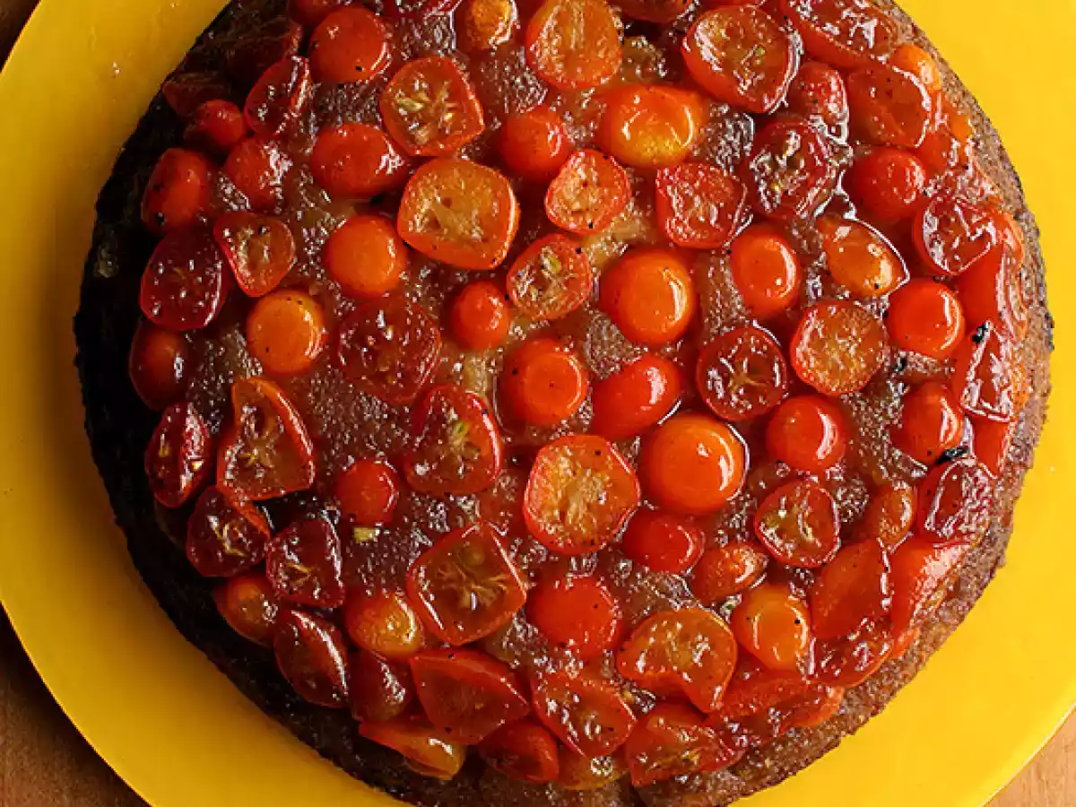Kumquat Upside-Down Cake