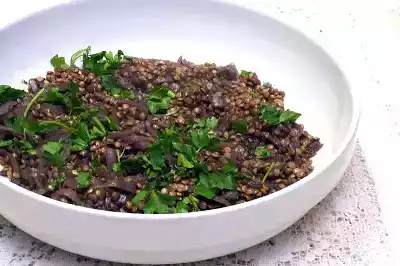 Laganophake recipe: roman lentil & red wine stew