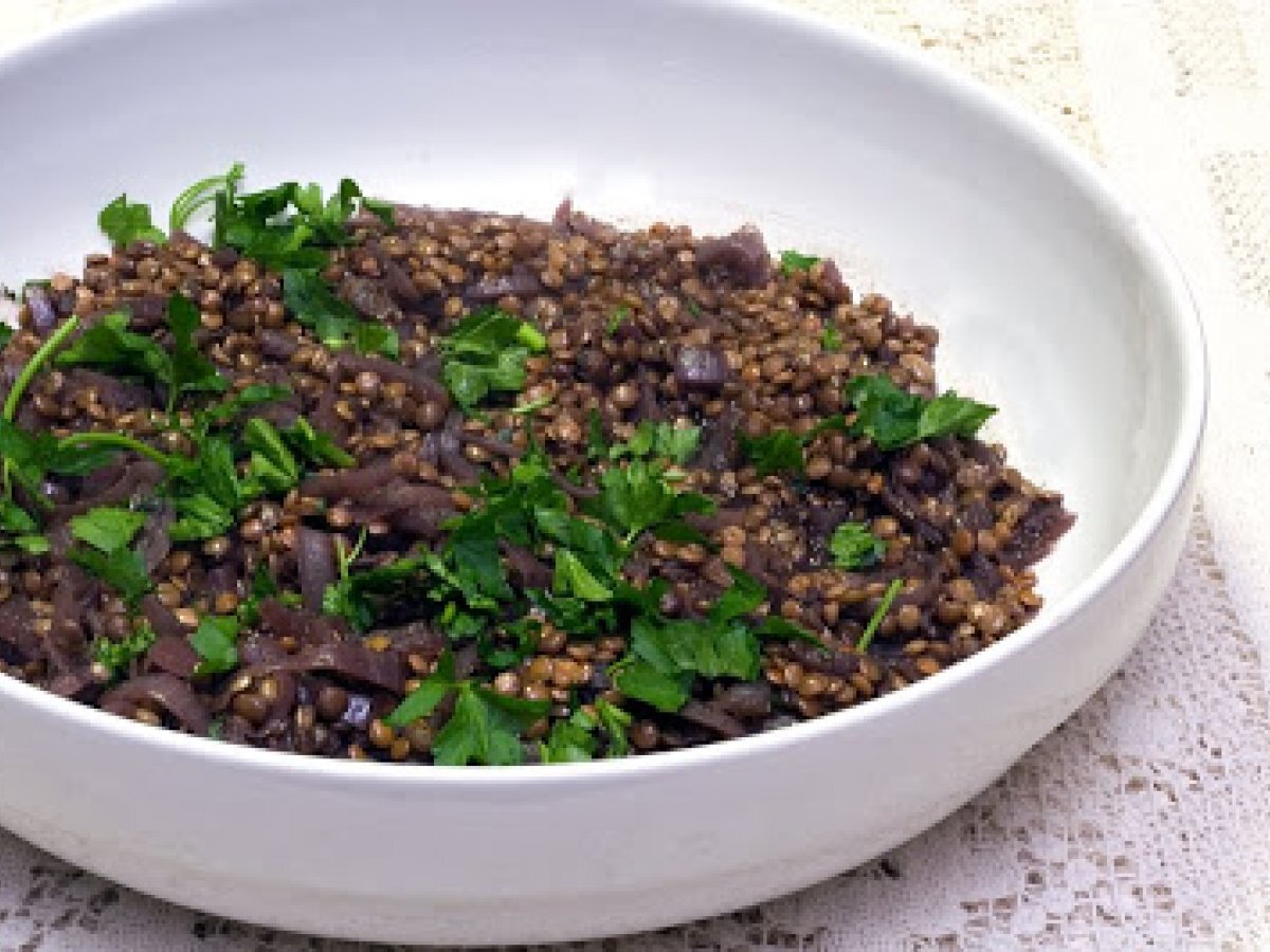 Laganophake: Roman Lentil & Red Wine Stew