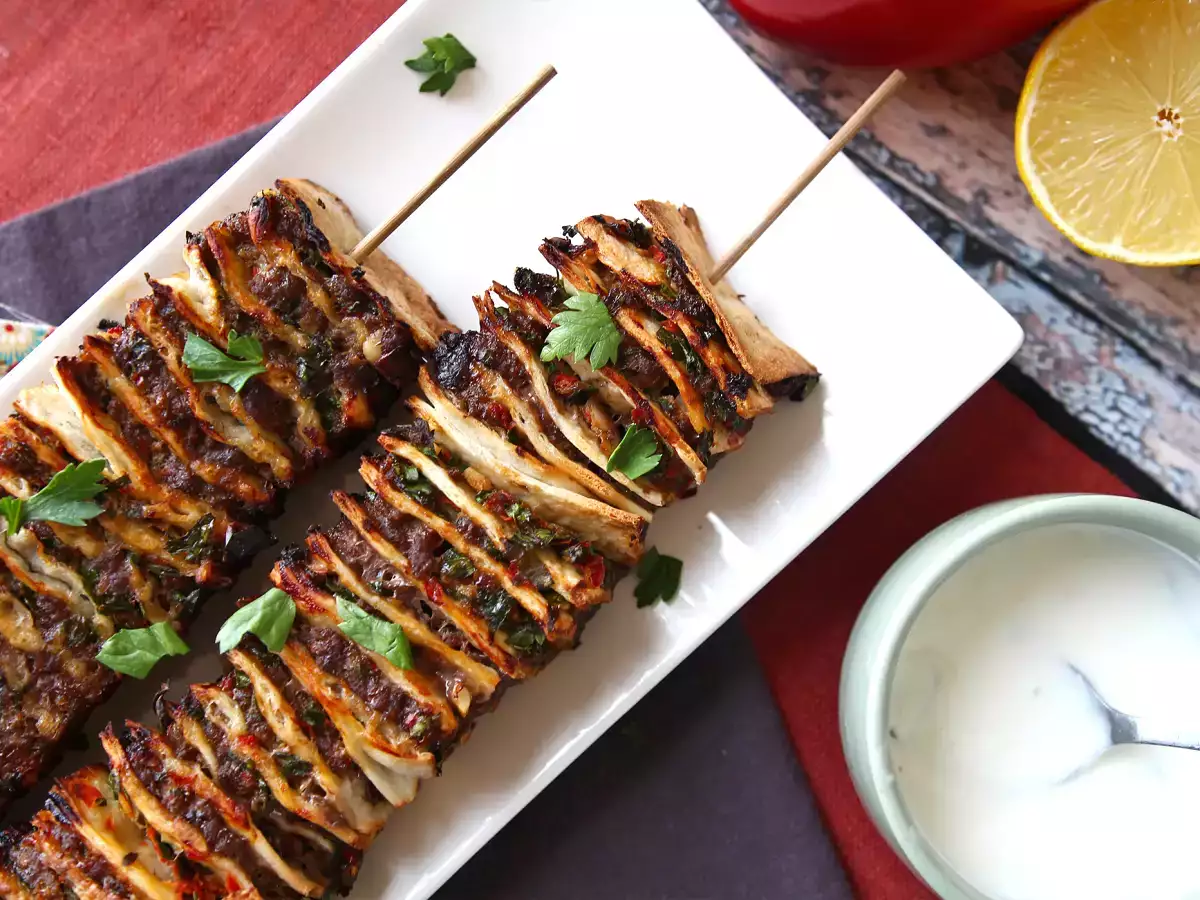 Lavash kebab with tortillas, the famous easy oven-baked kebabs!