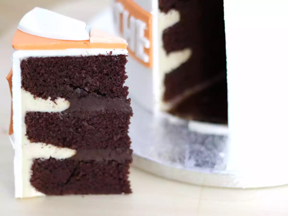 Layer cake petit chef with gum paste - video recipe !