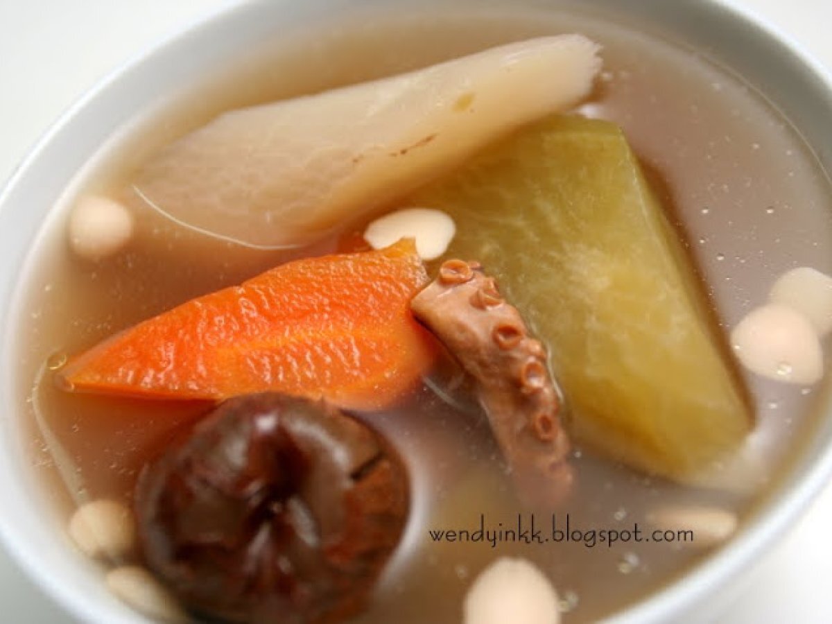 Lean Pork Soup with Green Radish and Carrots - photo 2