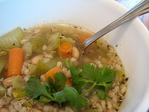 Leek, white bean and barley soup - Recipe Petitchef