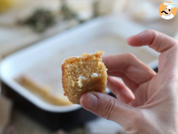 Lemon and oat brownies with lemon glaze - photo 3