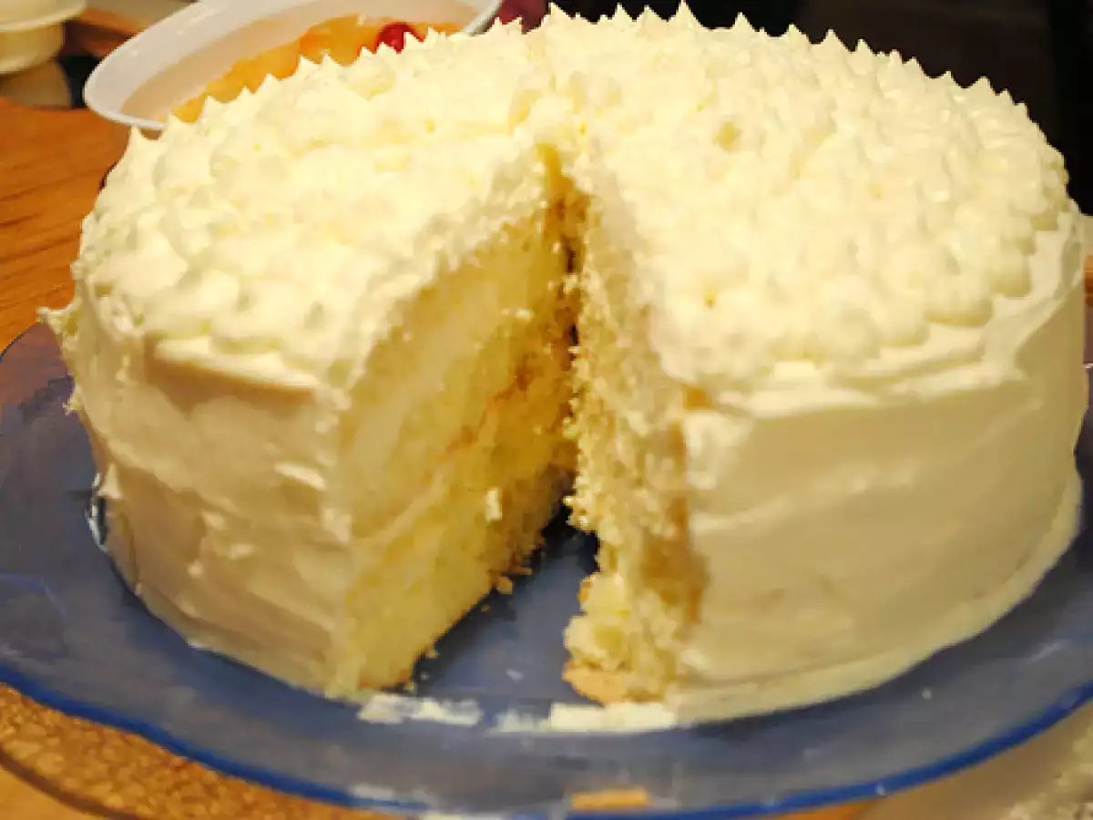 Lemon mascarpone layer cake
