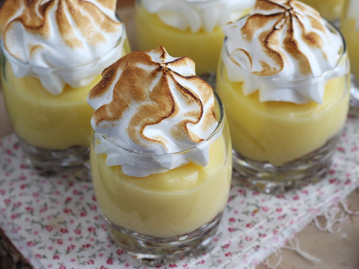 Lemon meringue pie verrines