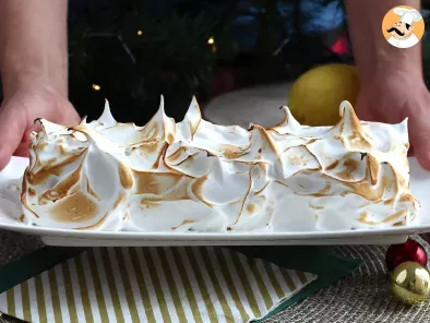 Bûche de Noël au citron meringuée • Lemon-cream meringue Yule log