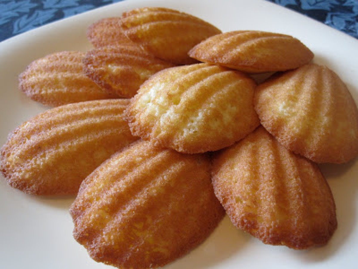 Lemon Rum Madeleines