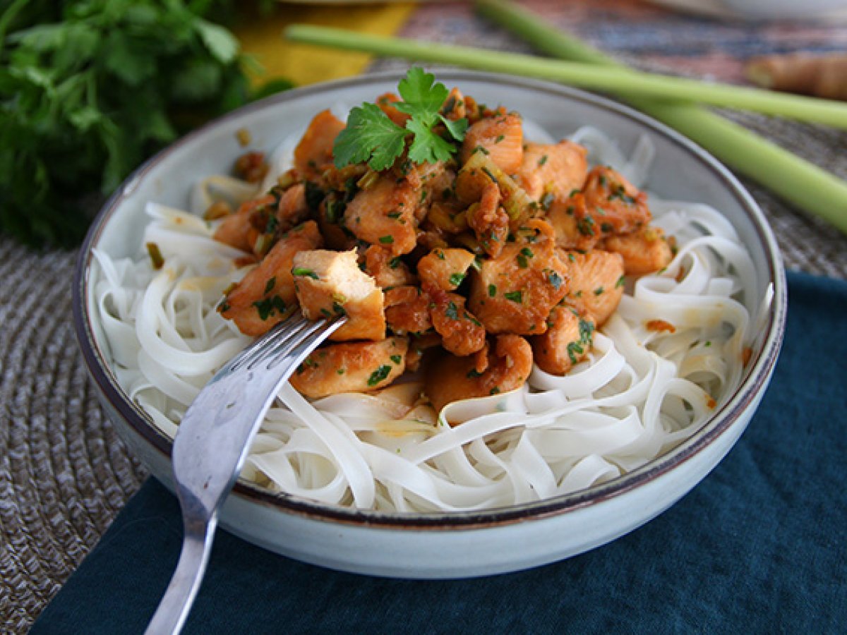 Lemongrass and ginger chicken - photo 4