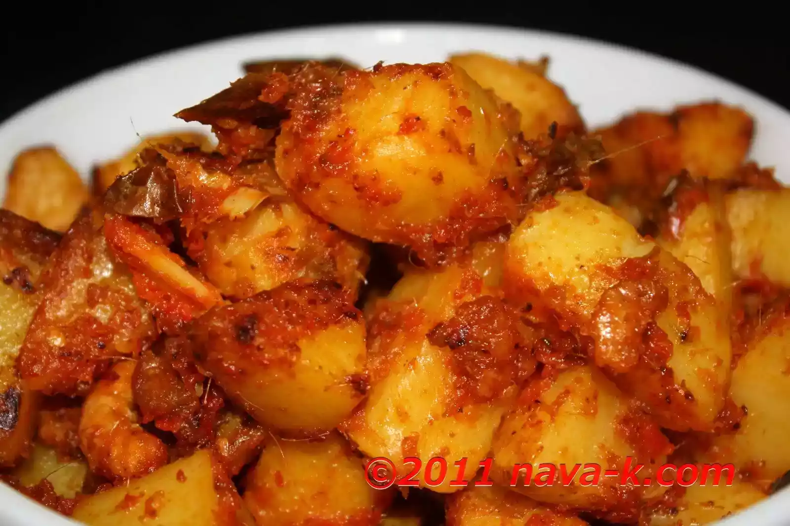 Lemongrass chilly potatoes recipe: a simple, tasty dish