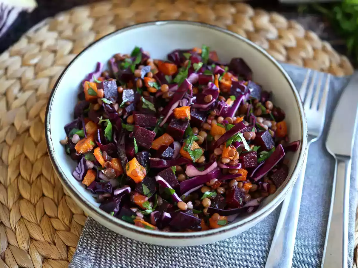 Lentil, butternut, red cabbage, beet and parsley salad (perfect for fall/winter) - photo 2