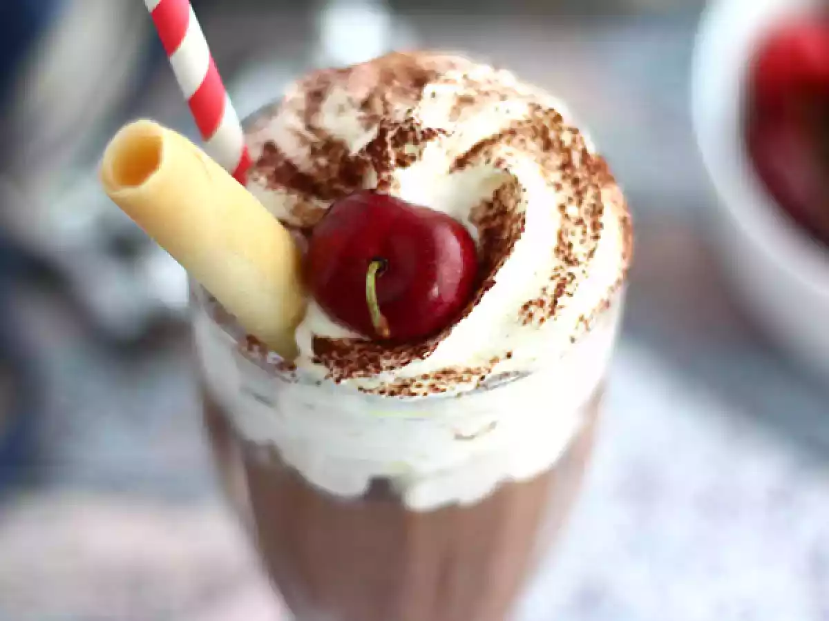Liégeois chocolate with chocolate whipped cream - photo 2
