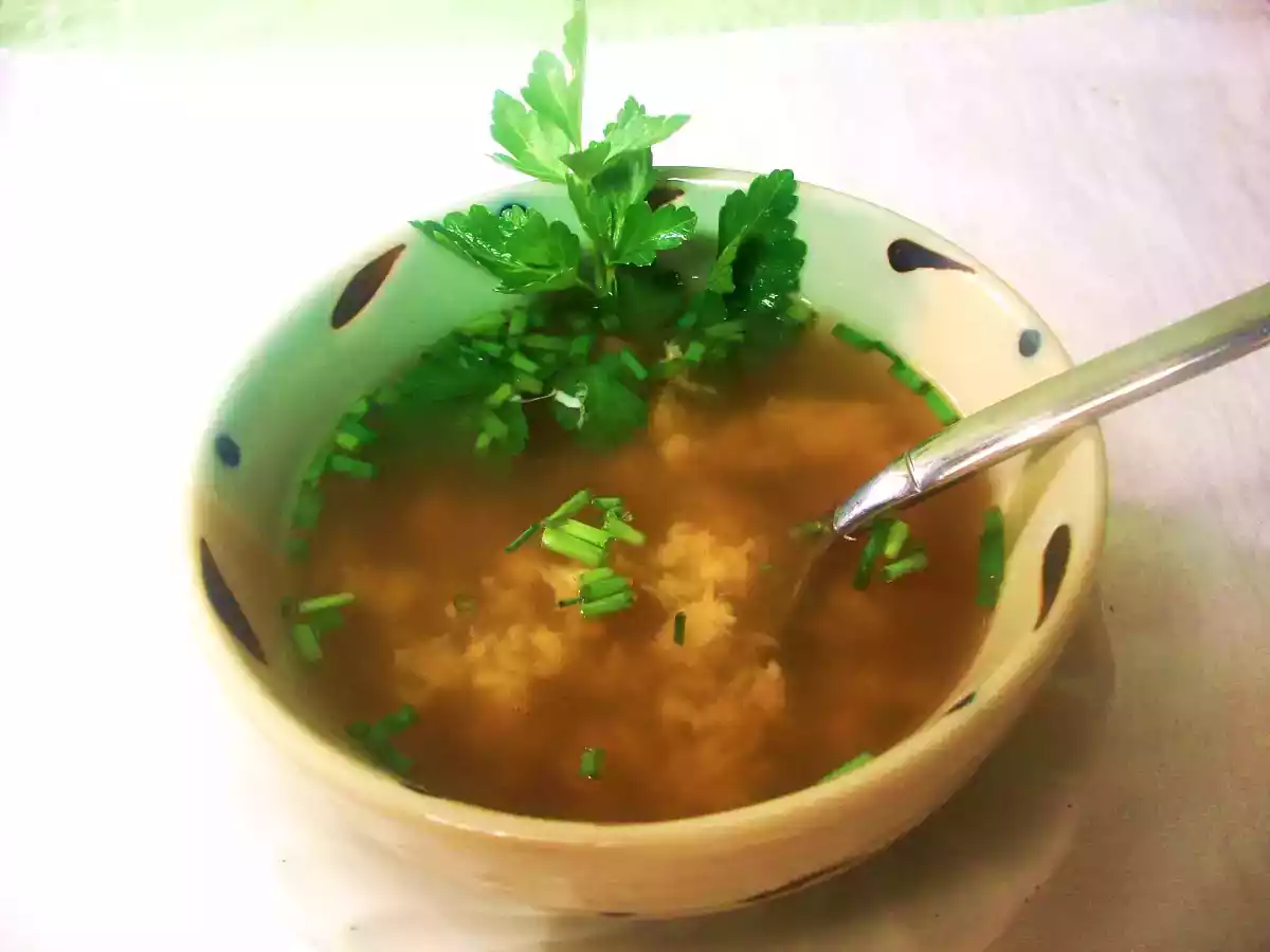 Light, Spicy Crab Soup