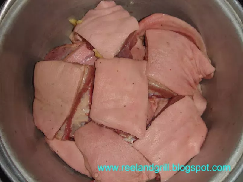 Litson Kawali (Pan-Roasted or Deep Fried Pork Belly) - photo 4
